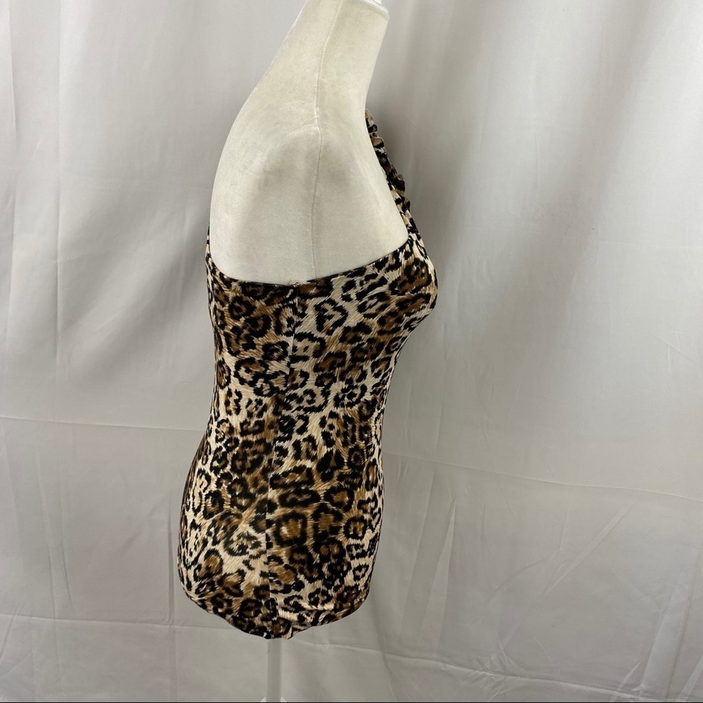 Silvergate Leopard Print Ruffle One Shoulder Top - Picture 6 of 9